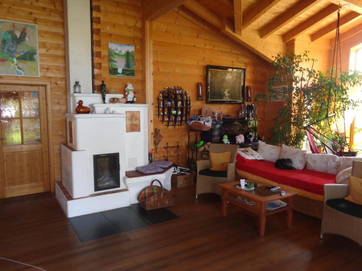 Barrierefreies Zimmer Im Blockhaus Mit Sauna Am See Soyen Экстерьер фото
